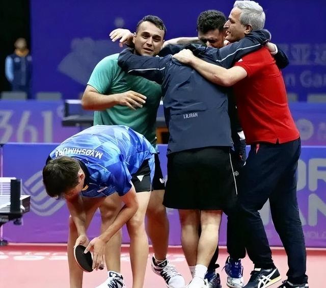 中国乒乓球队横扫德国乒乓球队，水谷隼送出助攻的简单介绍