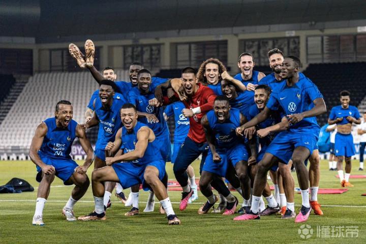 摩洛哥完胜土耳其，博格巴高光表现