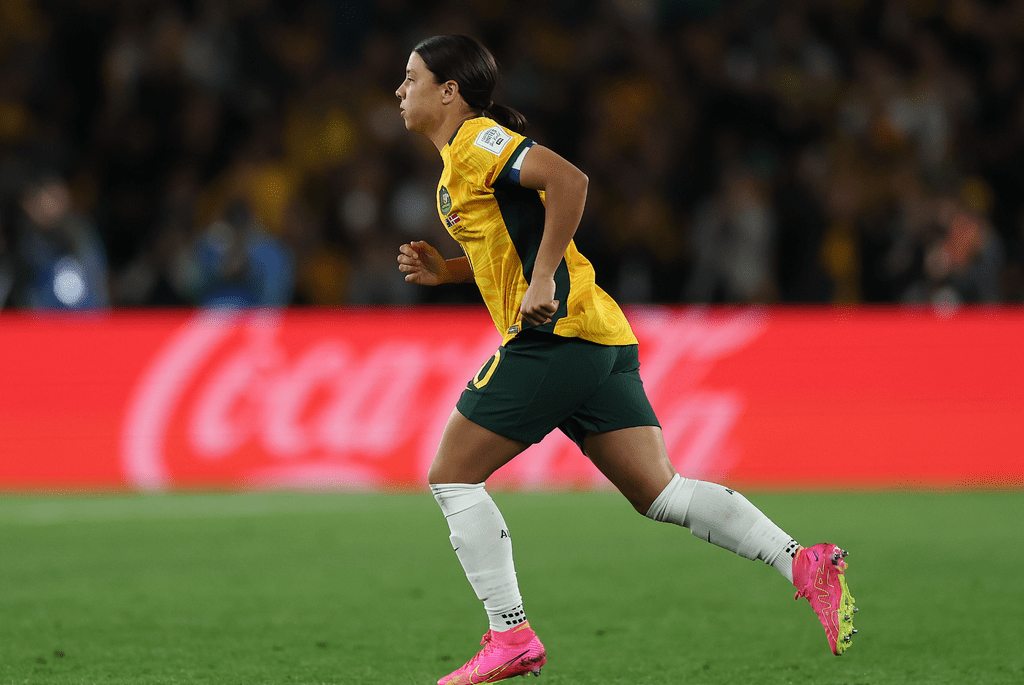 爱游戏下载-丹麦队绝杀印尼队，郑思维状态火热