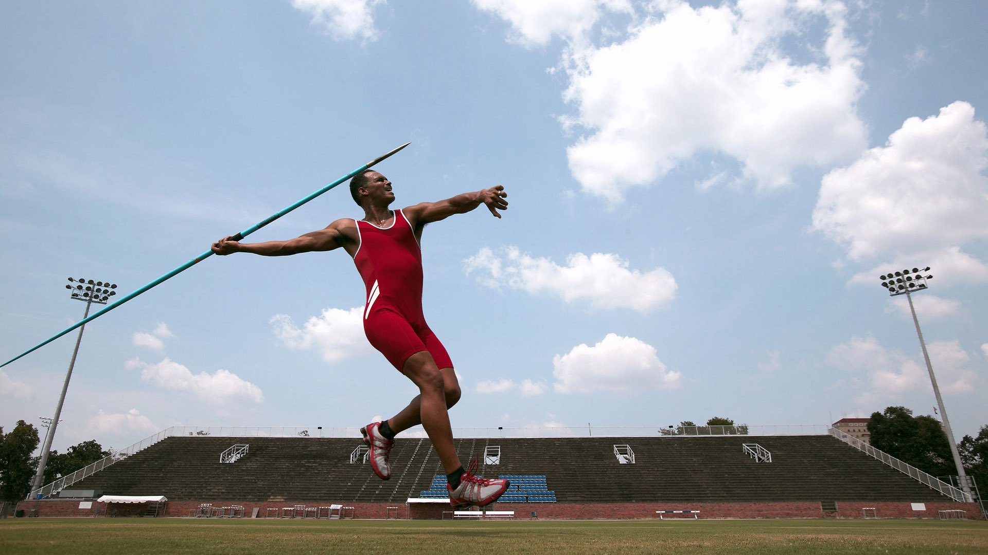 阿尔卑斯山与富士山之间,斯通斯用一记头槌砸碎了心魔的封印